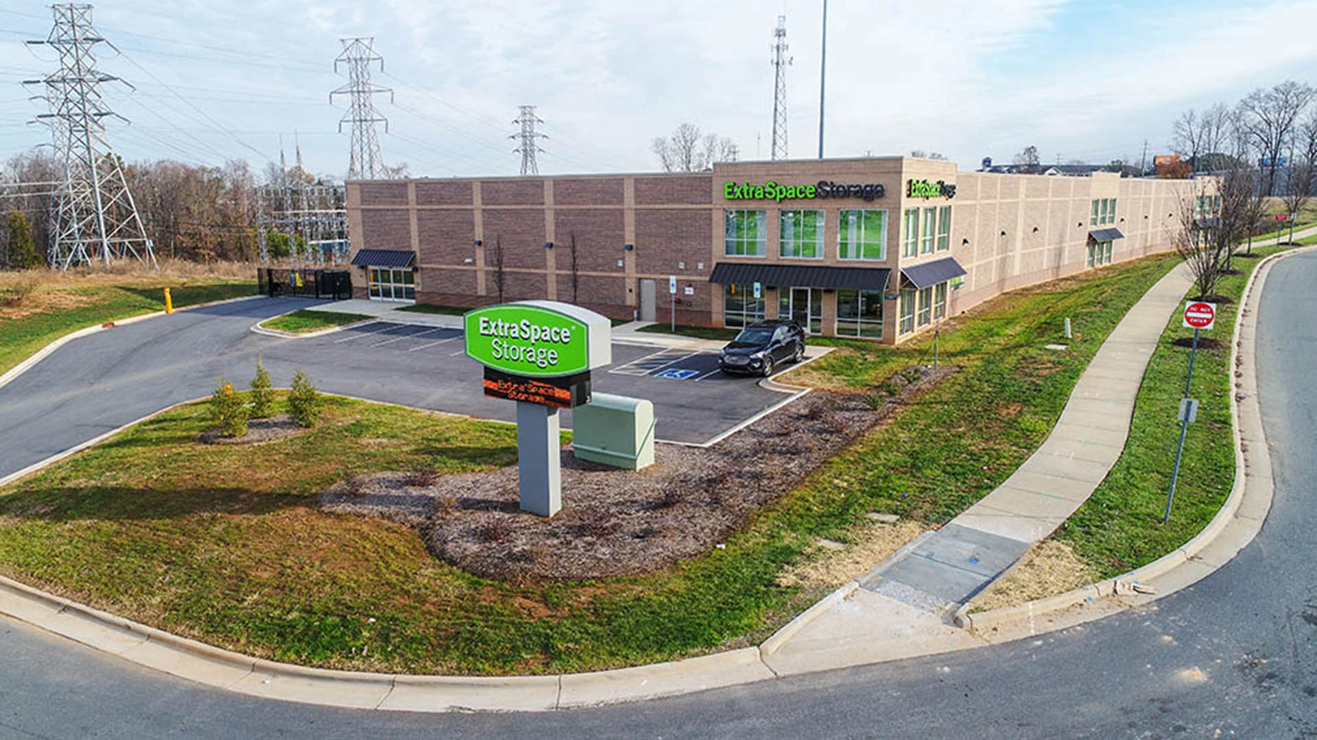 COMPLT_NTryon_0_RobertHigh